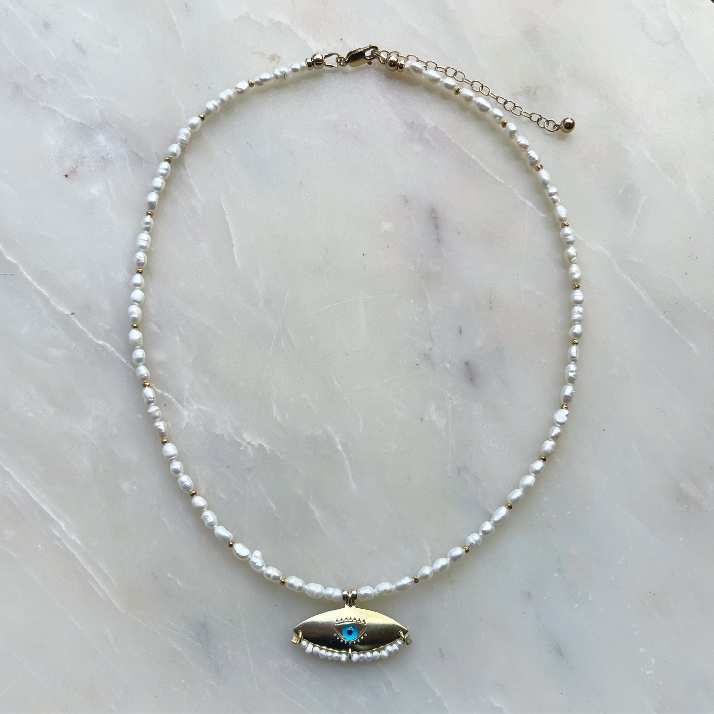 Freshwater Pearl Necklace with Gold Eye