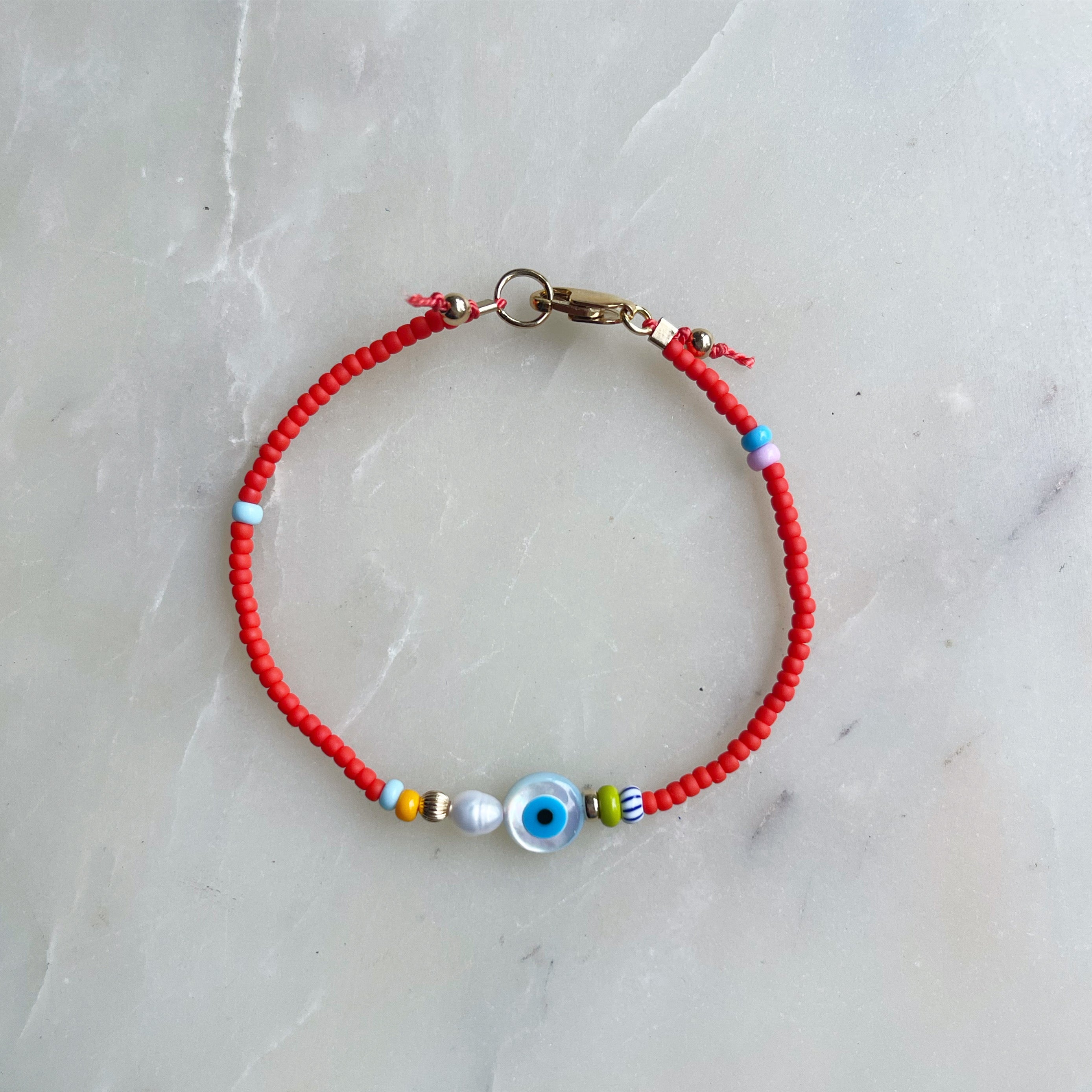 Spicy Red Eye Bracelet Kyra Stone