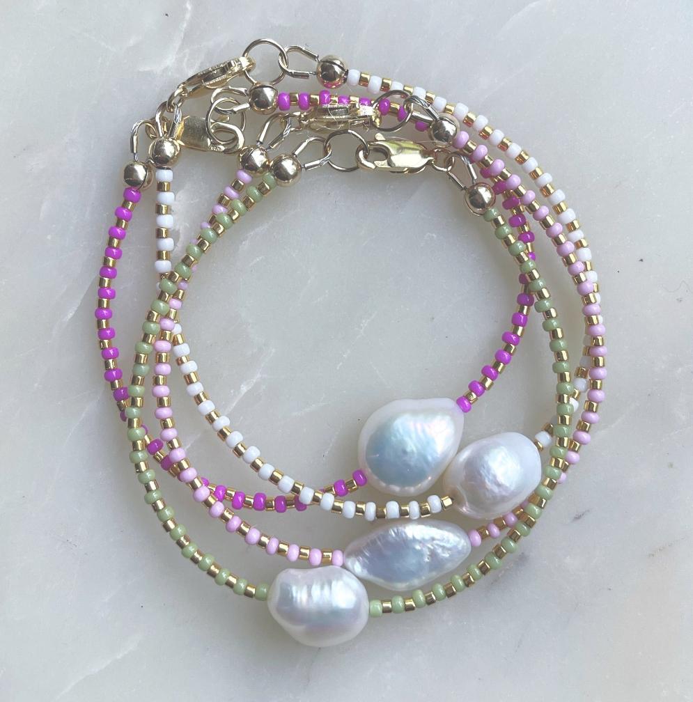 Central Pearl Bracelet